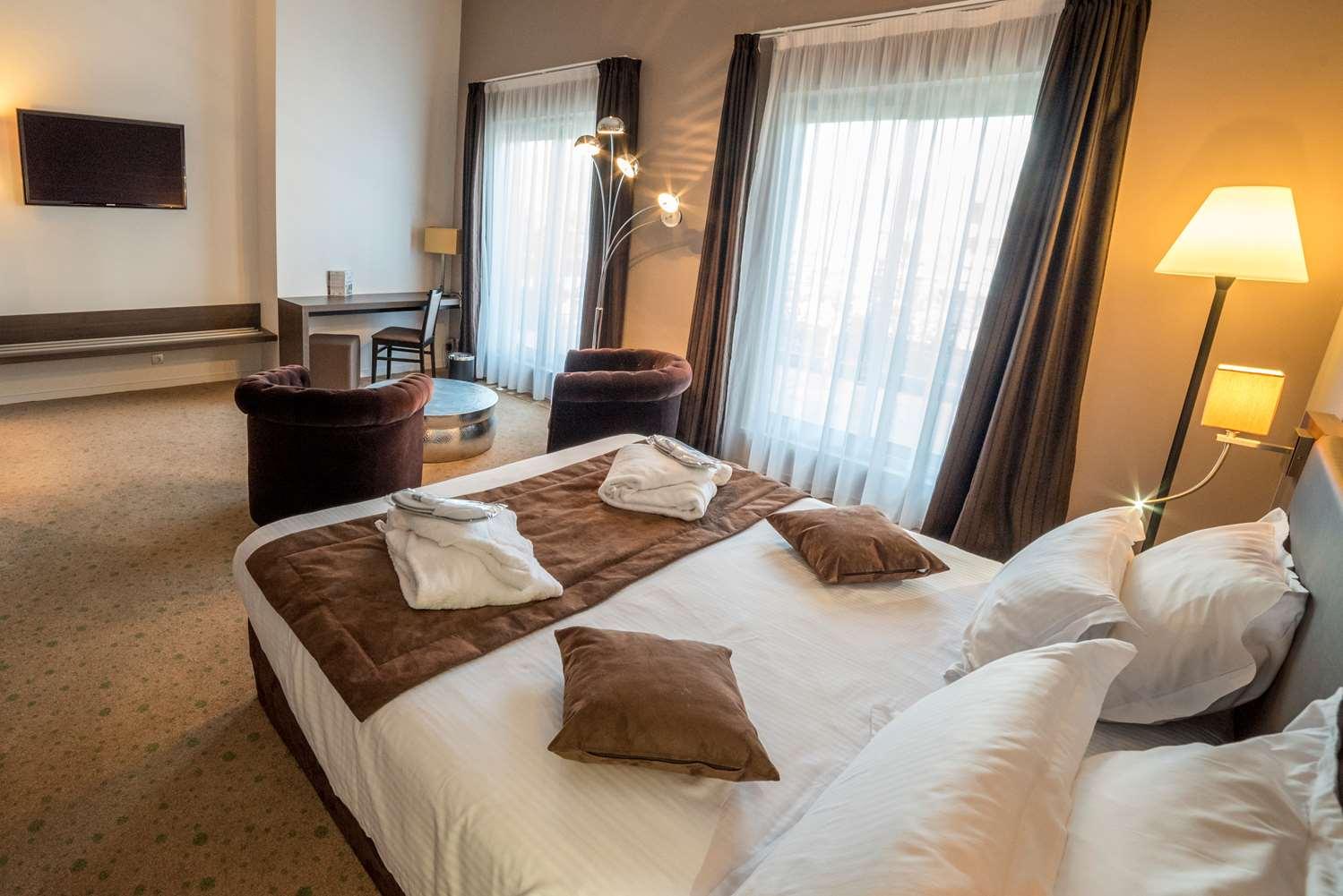 Western Aquakub 3* Aix-les-Bains
